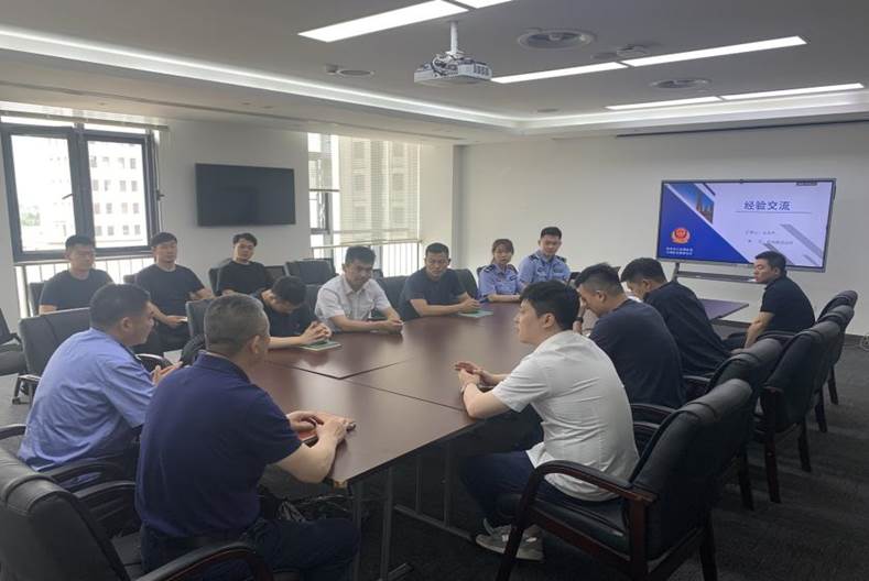 65b34c11-2889-4336-81b8-2d6fe0e9849c